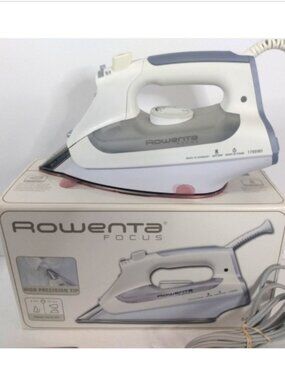 Rowenta Focus DZ5080 Steam Iron 1700W Stainless Steel High Precision Tip Blue